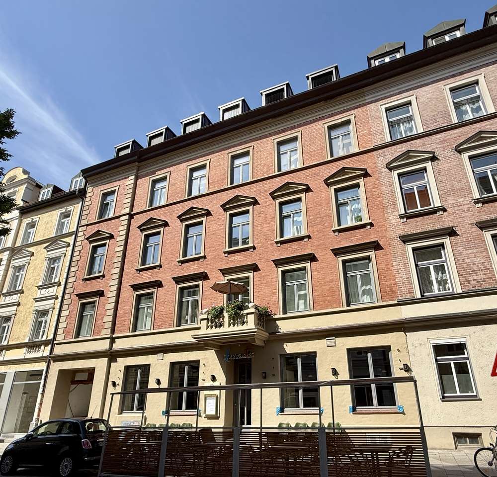 Großzügige Dachgeschosswohnung im Glockenbachviertel