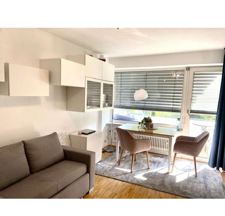 Möbliertes Apartment mit Balkon in der Sedanstraße, Haidhausen