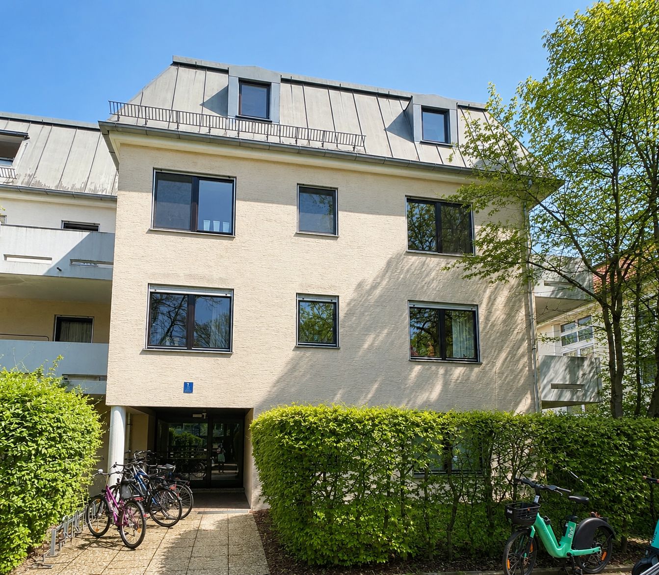 Charmante 2-Zimmer-Wohnung mit Balkon in München-Laim
